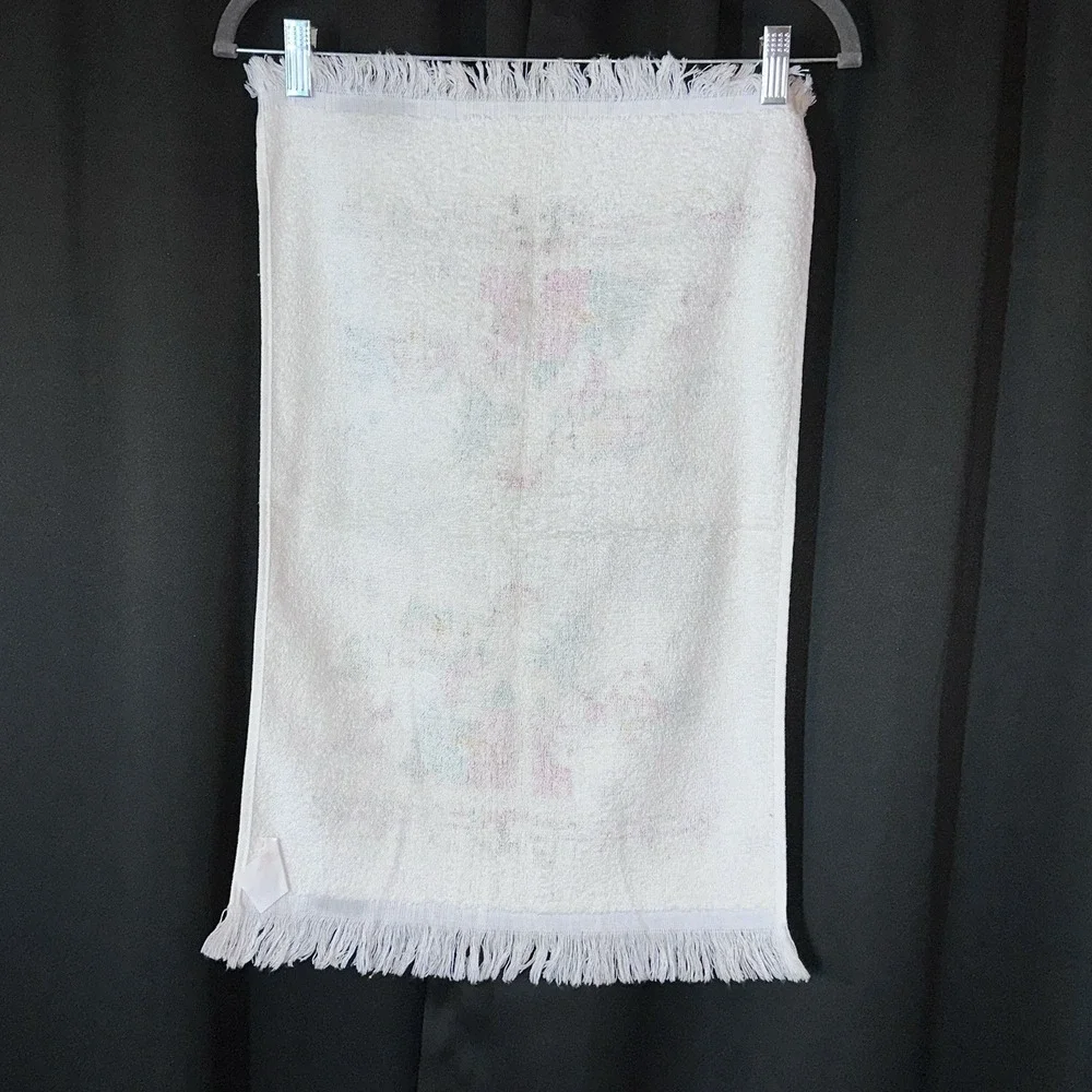 Vintage‎ Cannon Tea Hand Towel Christmas Santa Cardinals Winter Fringe 15x24